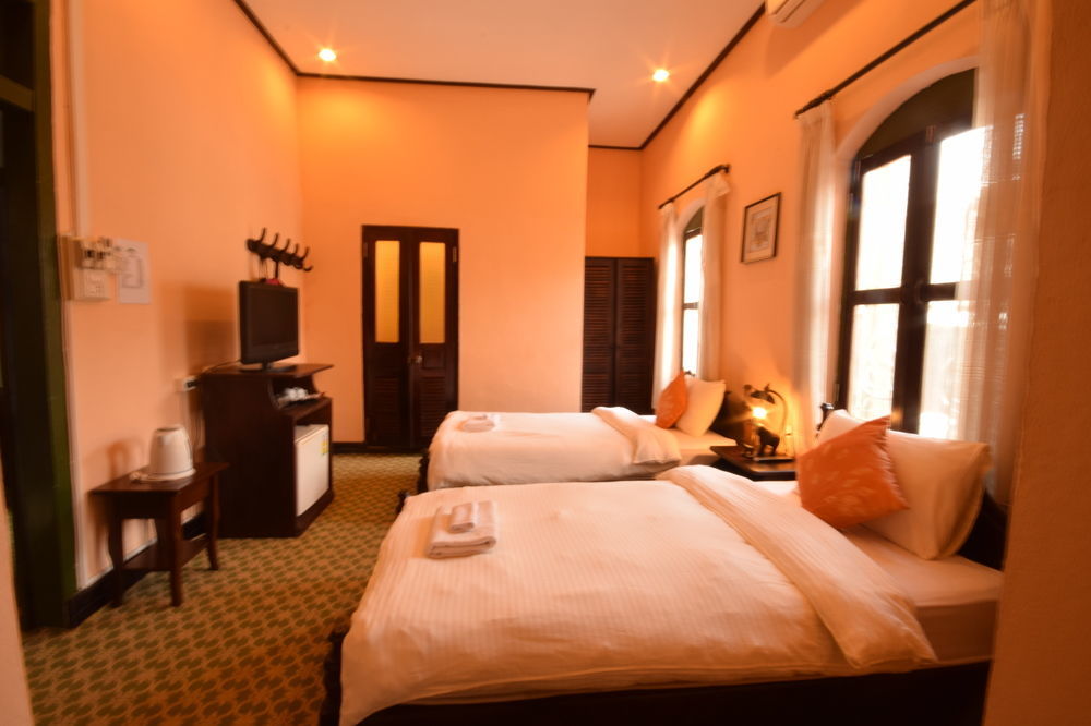 Mylaohome Guesthouse Luang Prabang Esterno foto
