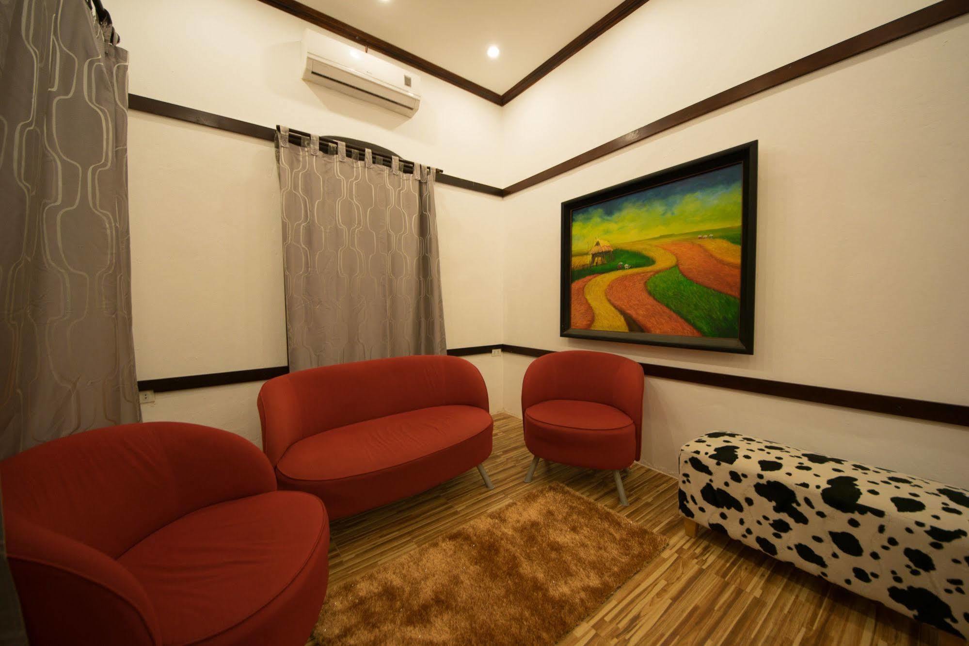 Mylaohome Guesthouse Luang Prabang Esterno foto
